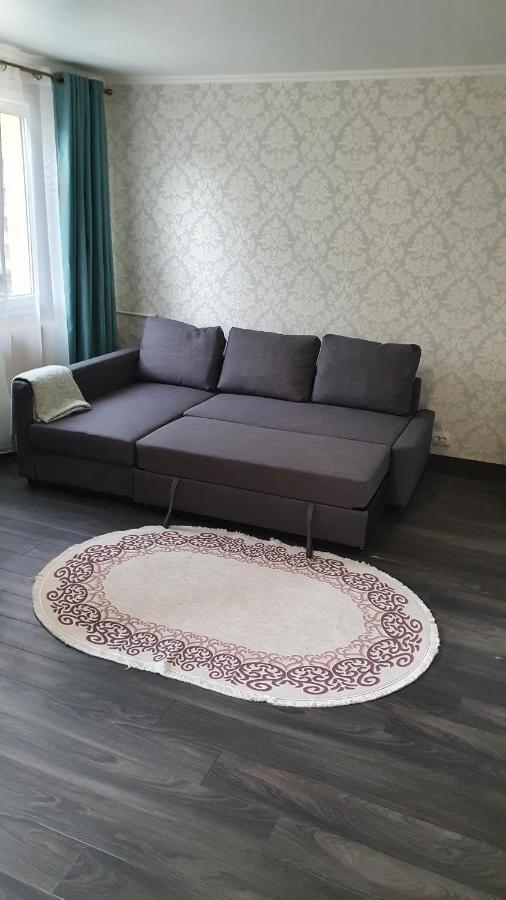 Appartement Avec Parking Gratuit Proche De Village De Marque Бургуэн Экстерьер фото